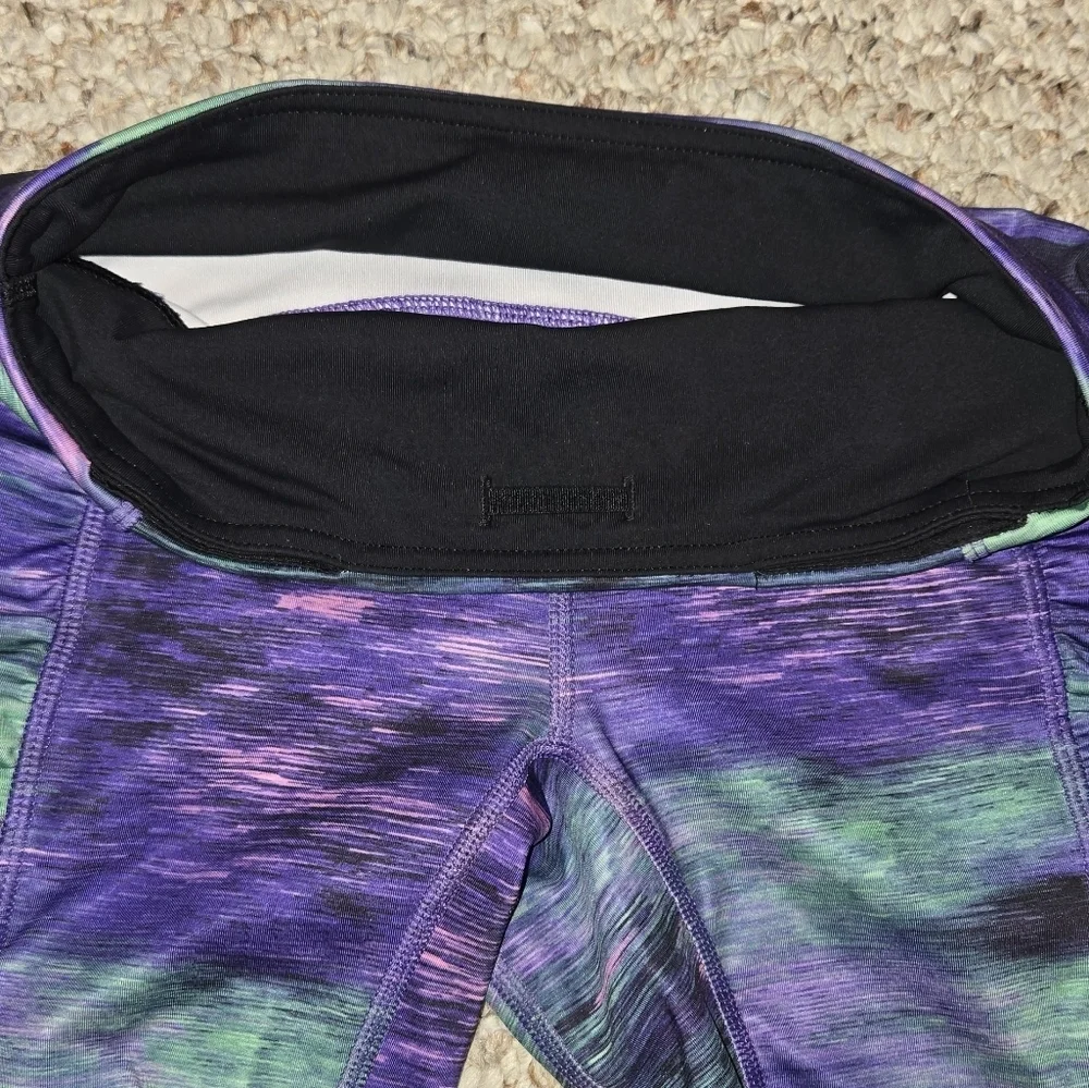 Lululemon Speed Track ShortRio Nights Multi Women's Size 4